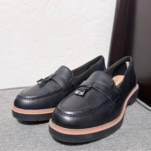 Clarks Collection Westlynn Bella in Black Leather